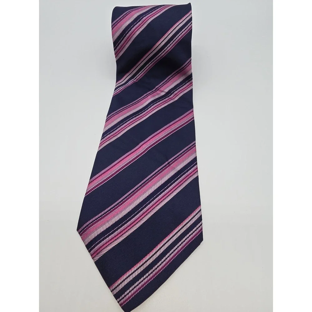 VTG Banana Republic Mens 100% Silk Necktie Striped Navy Blue Pink 58